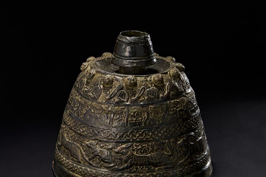 Art of the Islamic World and Beyond